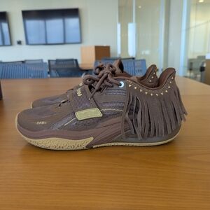 Nike Anta Kyrie Kai 1 Chief Hela